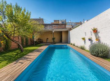 PH · 65m² · 3 Ambientes · 1 Cochera · Venta PH 3 Ambientes Mataderos Cochera y Pileta