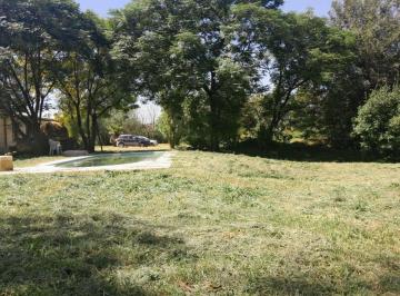 Casa · 187m² · 4 Ambientes · Venta Casa 2 Dorm en Villa del Prado con Pileta