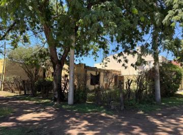 Casa · 86m² · 4 Ambientes · Venta Casa a Demoler Sobre Esquina