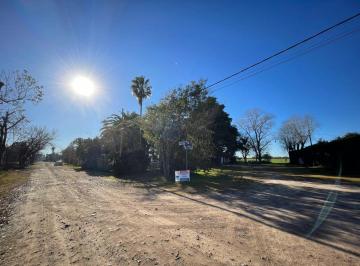 Quinta vacacional · 98m² · 2 Dormitorios · Venta Casa Quinta Sobre Ruta 6 - Esperanza