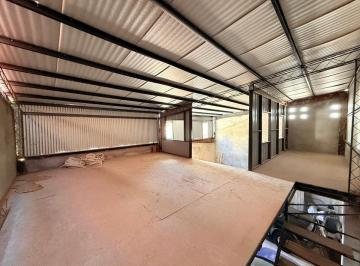 Bodega-Galpón · 168m² · Venta Galpon y Oficinas Zona Sur