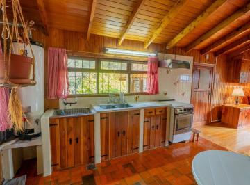 Casa · 95m² · 2 Ambientes · 1 Cochera · Cabaña en Bariloche 1 Dormitorio Lote 1.006 m.