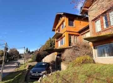 Casa · 560m² · 6 Ambientes · 2 Cocheras · Calle Suiza 1265
