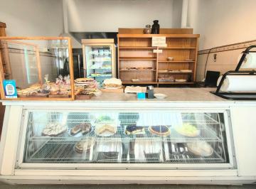 Fondo de comercio · 70m² · Venta Fondo de Comercio Tradicional Pasteleria