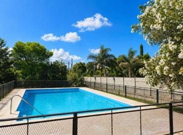 Quinta vacacional · 149m² · 3 Dormitorios · 2 Cocheras · Oport Casa - Quinta Recic. 0 Km! Apto Credito!