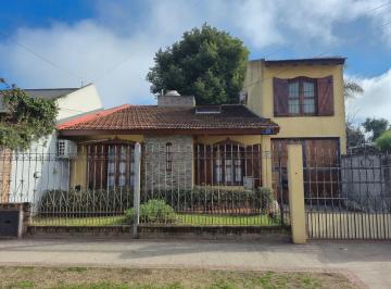 Casa · 91m² · 5 Ambientes · 2 Cocheras · Casa Venta 5 Amb Cava Pileta Moreno Apta Credito