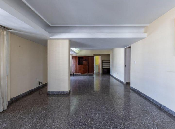 Departamento · 145m² · 5 Ambientes · 1 Cochera