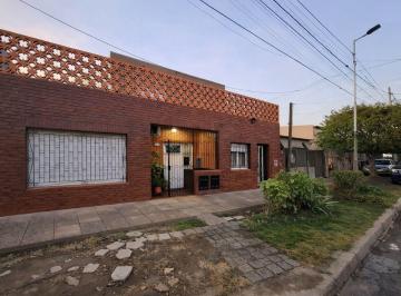 Casa · 118m² · 5 Ambientes · Venta 2 Casas Lote Propio Grand Bourg Apto Credito