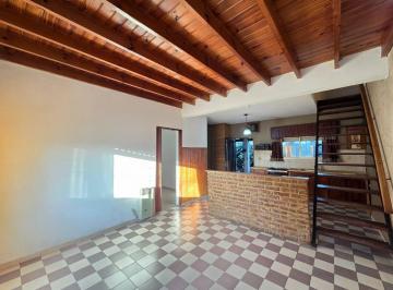 Casa · 91m² · 4 Ambientes · 1 Cochera · Venta Duplex 3 Dorm. Apto Credito Jose C Paz