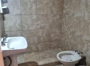 Casa · 200m² · 4 Ambientes · 1 Cochera · Casa a Refaccionar + Dpto - Financiación Directa