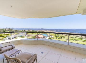 Departamento · 213m² · 6 Ambientes · 2 Cocheras · Venta Penthouse Duplex Veramansa 4 Dorm.