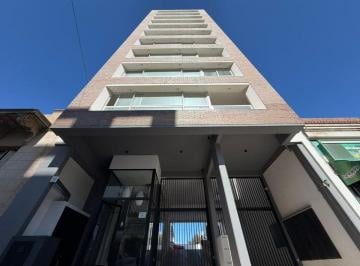 Departamento · 132m² · 4 Ambientes · 1 Cochera · Venta Exclusivo Piso en Zapiola 222 - 3 Dorm.