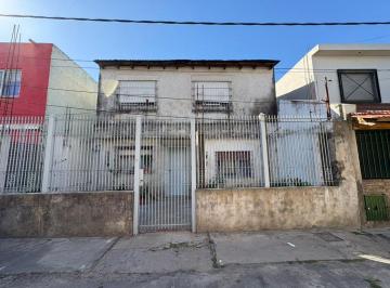 PH · 90m² · 5 Ambientes · PH 5 Amb. con Patio y Terraza en Ingeniero Budge