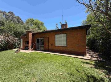 Casa · 129m² · 4 Ambientes · 1 Cochera · Casa Quinta en Venta en Pergamino con Pileta
