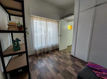 Casa · 129m² · 5 Ambientes · 2 Cocheras · Venta Casa Multifamiliar Renovada en San Andres