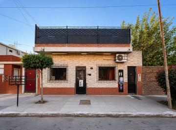 PH · 138m² · 5 Ambientes · Venta /ph 5 Amb. + Local Impecable en San Justo