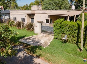 Casa · 105m² · 4 Ambientes · 2 Cocheras · Venta Casa 4 Ambientes Barrio Pellegrini 3 Pilar