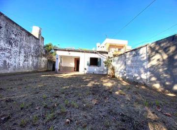 Casa · 66m² · 3 Ambientes · Venta Casa en El Centro de Moreno