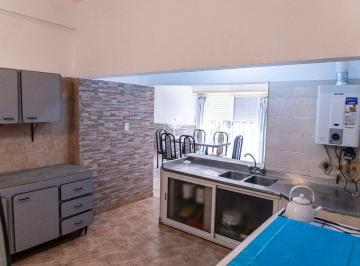 Casa · 200m² · 4 Ambientes · 1 Cochera · Venta Casas Multifamiliar Troncos del Talar 6 Amb