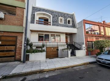 Casa · 254m² · 4 Ambientes · 1 Cochera · Casa 4 Ambientes Venta en Caballito Garage Patio