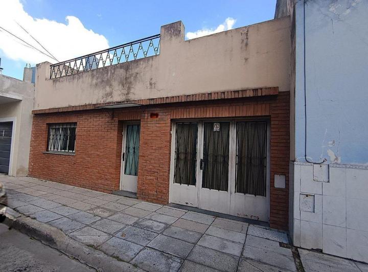 Casa · 173m² · 6 Ambientes · 1 Cochera