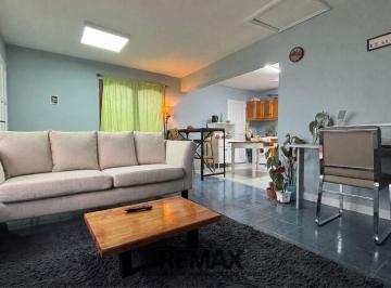 Casa · 70m² · 2 Ambientes · 1 Cochera · Alquiler | Amoblado | Altos del Mirador