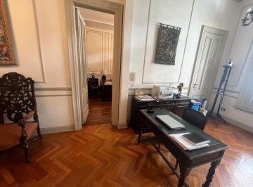 Departamento · 231m² · 6 Ambientes · Venta Departamento Piso Completo Microcentro 231 m²