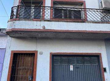 PH · 75m² · 3 Ambientes · Venta Casa 3 Ambientes Castelar a Refaccionar