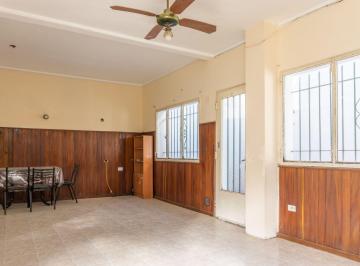 Departamento · 95m² · 4 Ambientes · PH Casa Dúplex de 3 Dorm. en Venta, La Plata