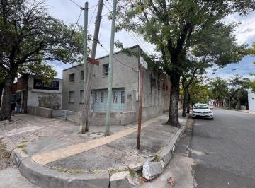 Local comercial · 60m² · Alquiler de Local en Esquina con Potencial
