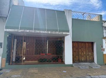 Casa · 150m² · 2 Ambientes · 1 Cochera · Venta Casa Dos Amb C/cochera, Patio - Apto Credito