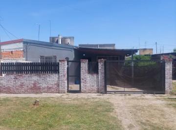 Casa · 80m² · 3 Ambientes · Casa en Venta en Florencio Varela - Barrio San Jorge - Acepta Financiacion Directa con Dueño
