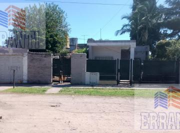 Casa · 206m² · 5 Ambientes · 2 Cocheras · Venta Casa en Libertad
