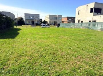 Terreno · 536m² · Terreno Lote en Venta en Castaños, Nordelta, Tigre