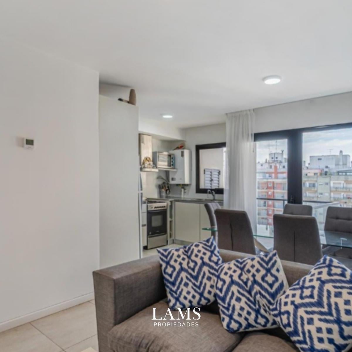 Venta departamento 2 ambientes - Zona Güemes