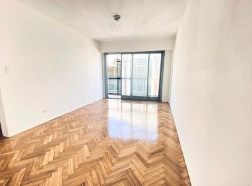 Departamento de 1 ambiente, Monserrat · Monoambiente Muy Luminoso, Reciclado, Amplio Balcón Al Frente