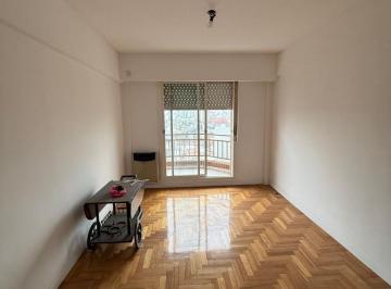 Departamento · 57m² · 3 Ambientes · Departamento - Coghlan