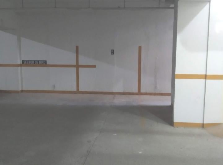 Garage · 12m²
