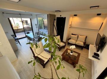 Casa · 94m² · 3 Ambientes · 2 Cocheras · Casa en Venta en San Carlos Jardin Quincho Coch