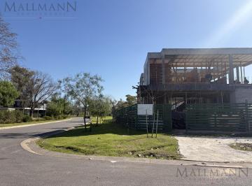 Casa · 247m² · 6 Ambientes · 2 Cocheras · Venta Casa 4 Dorm. a Estrenar en Azurra Tortugas Pilar