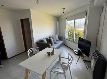 Departamento · 31m² · 2 Ambientes · Depto de 1 Dormitorio en Alvear y Ameghino