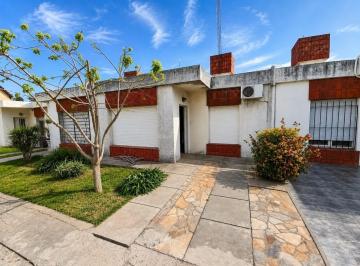 Departamento · 86m² · 3 Ambientes · 1 Cochera · Depto de 2 Dorm y Espacio Vehicular en Lavalle 692