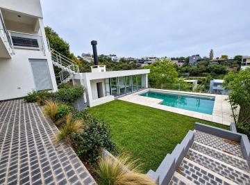 Casa · 320m² · 5 Ambientes · 2 Cocheras · Alquiler - La Rufina - Casa 4 Dorm - Excelente Vista