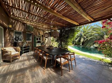 Casa · 250m² · 6 Ambientes · Casa en Alq. Temporario en San Francisco, Villanueva, Tigre