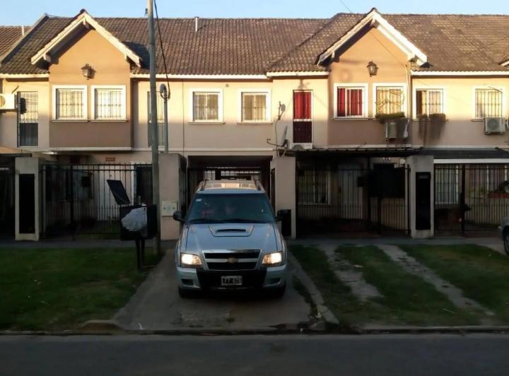 Casa · 3 Ambientes · 1 Cochera
