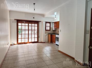 Departamento · 40m² · 2 Ambientes · Semipiso de Dos Ambientes en Alquiler Excelente Ubicación