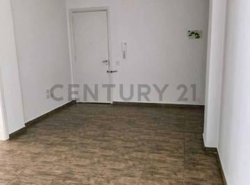 Departamento · 68m² · 3 Ambientes · PH 3 Ambientes con Patio en Alquiler