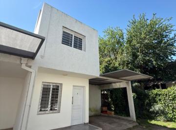 Departamento · 90m² · Alquilo Duplex 2 Dorm. con Cochera en Rivera Indarte