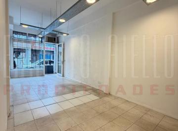 Local comercial · 33m² · Alquiler Local Comercial en Quilmes Centro.