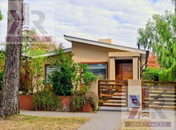 Casa · 119m² · 3 Ambientes · 1 Cochera · Casa en San Bernardo del Tuyu